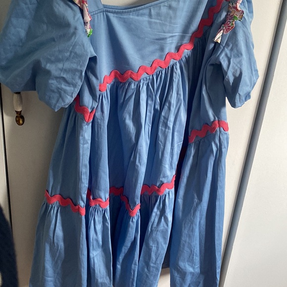 Alden Aldair dress size small ( oversized, can fit size 6,8,10 and probably 12) - Picture 2 of 4